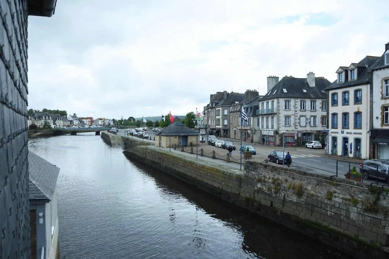 Une Nuit Sur Le Pont 1 Landerneau 0*,  France